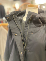 画像をギャラリービューアに読み込む, so/フードブルゾン
