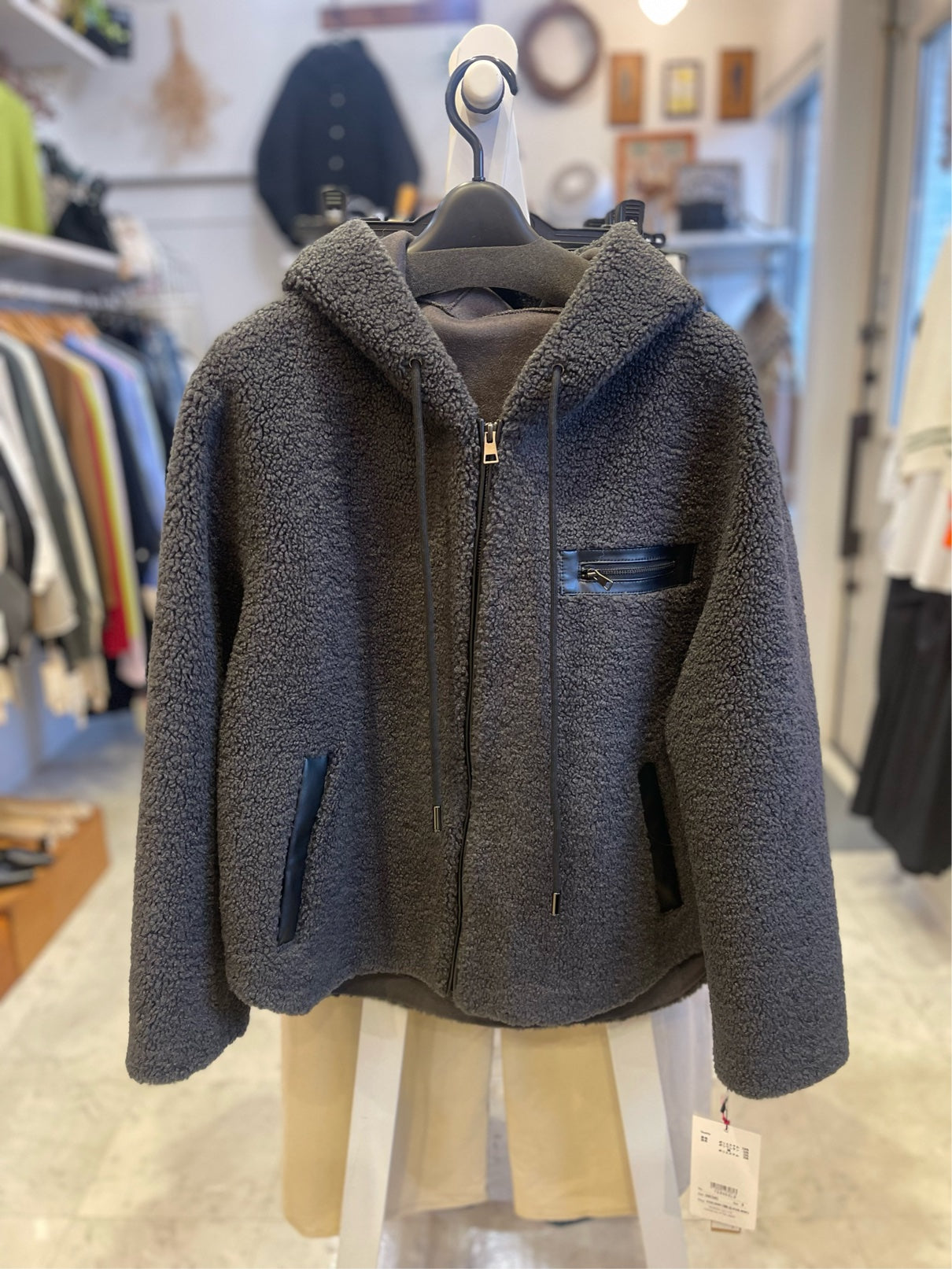 tolnera priority//フードボアコート