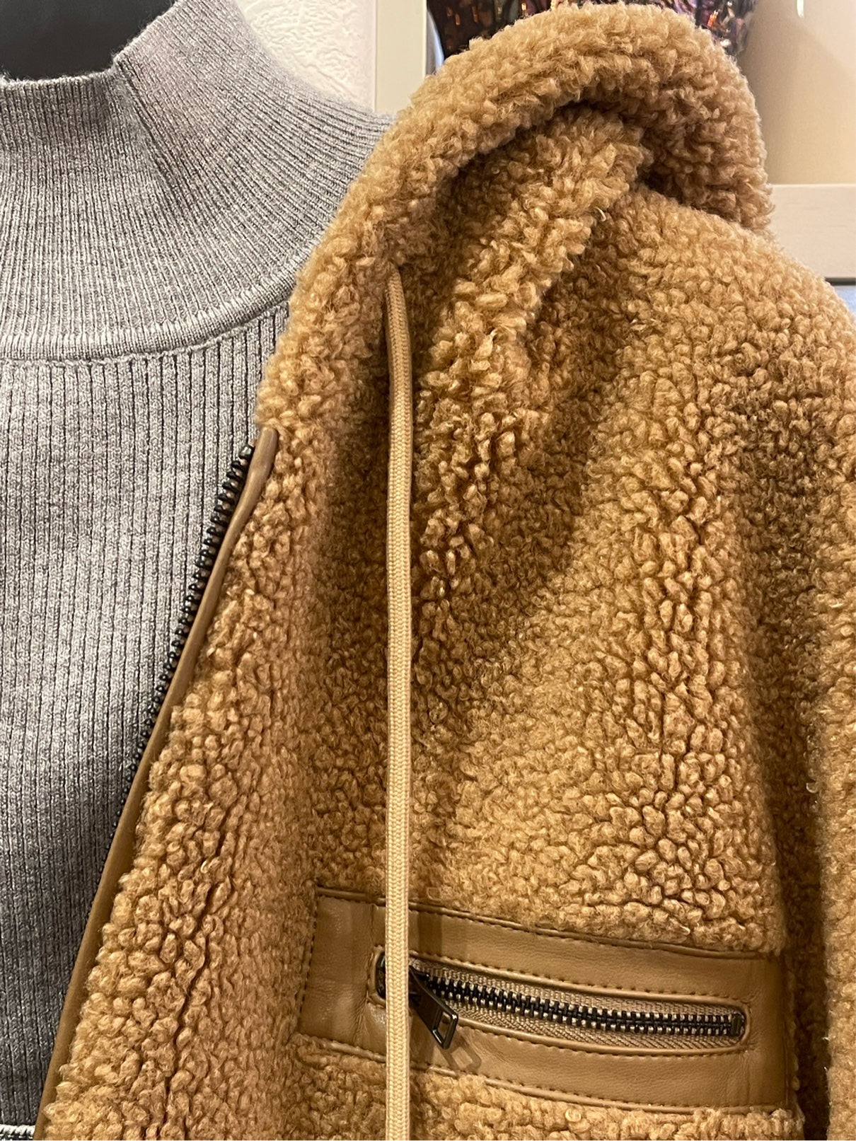 tolnera priority//フードボアコート